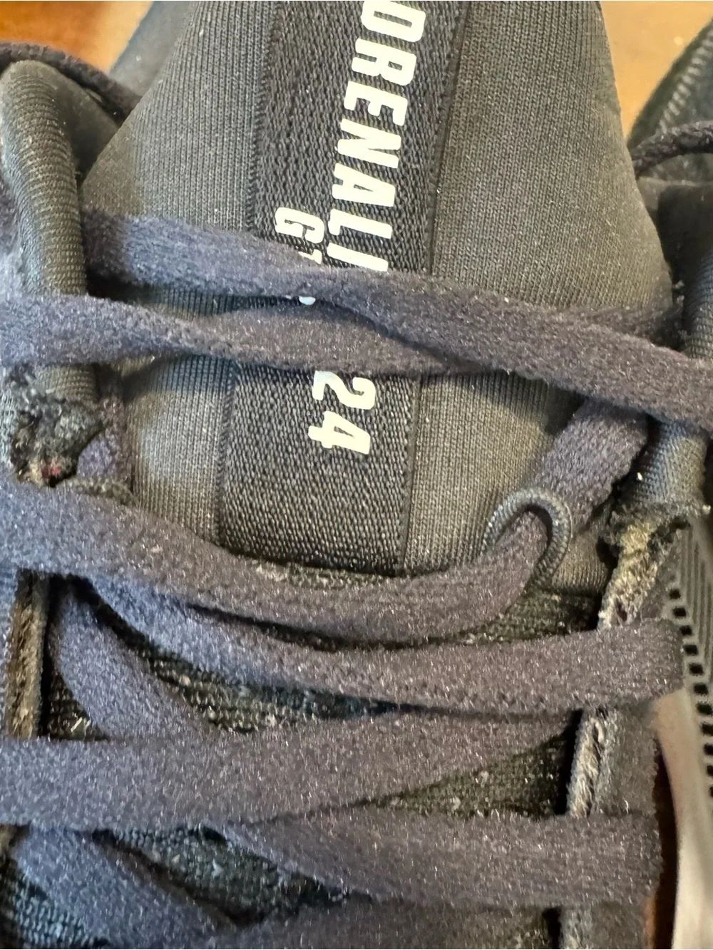 Brooks Adrenaline GTS 24 Supportive Womens 9 Wide Black Running Shoes Sneakers